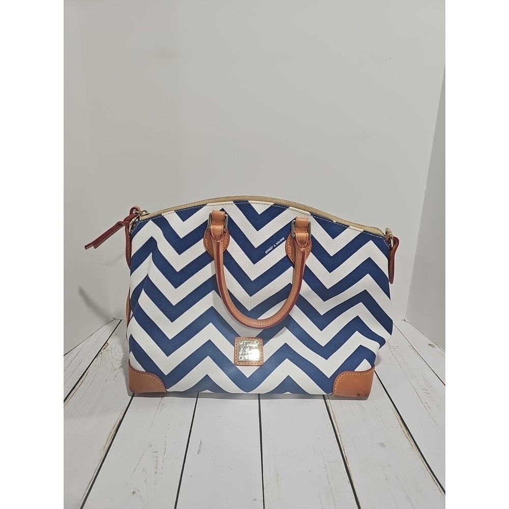 DOONEY & BOURKE Chevron Geena Satchel